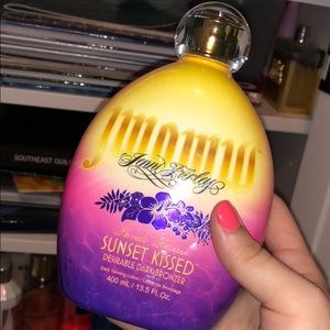 Dark Tanning Lotion!!